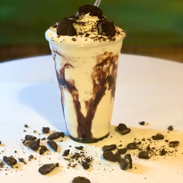Shake (Large (20 Oz) ).